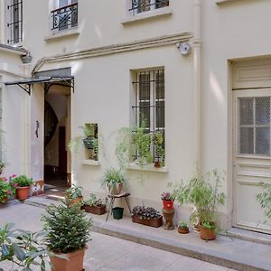Charmant Studio Au Coeur De Paris Pour 2 Personnes By Weekome